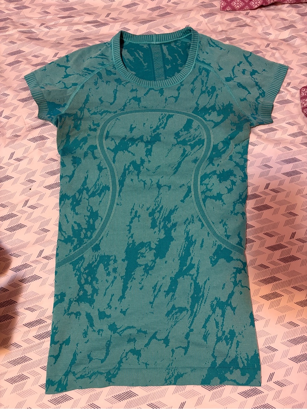 Lululemon top